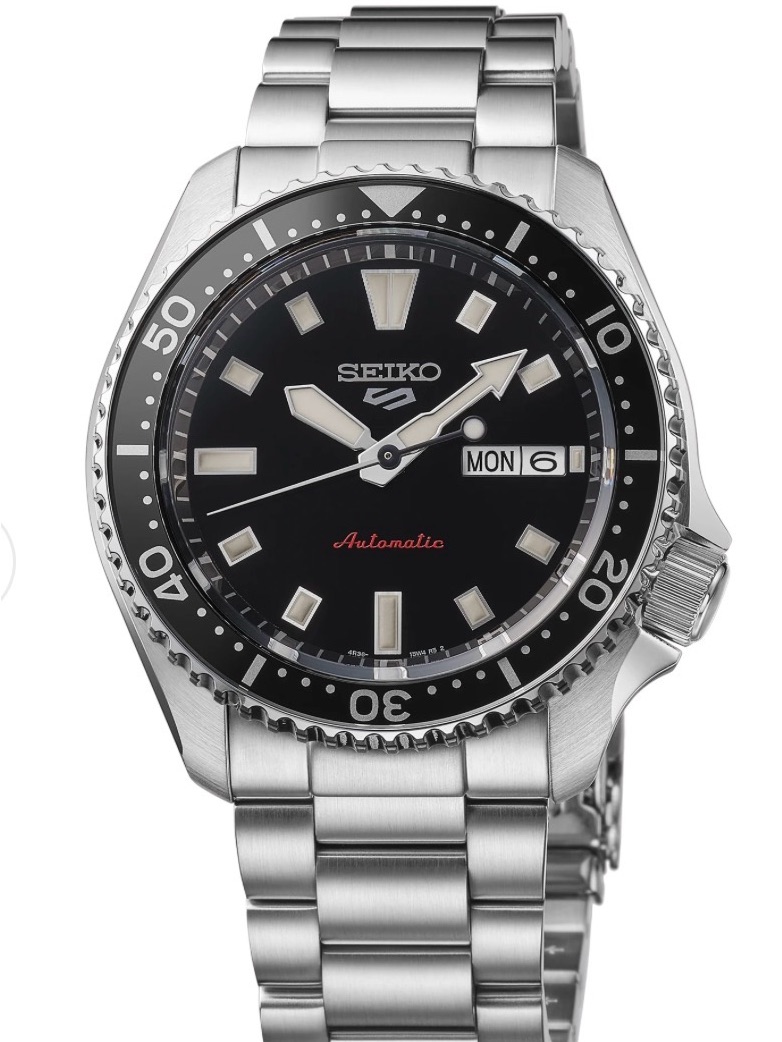Seiko Black And Silver Stainless Steel Automatic Diver Mens Watch